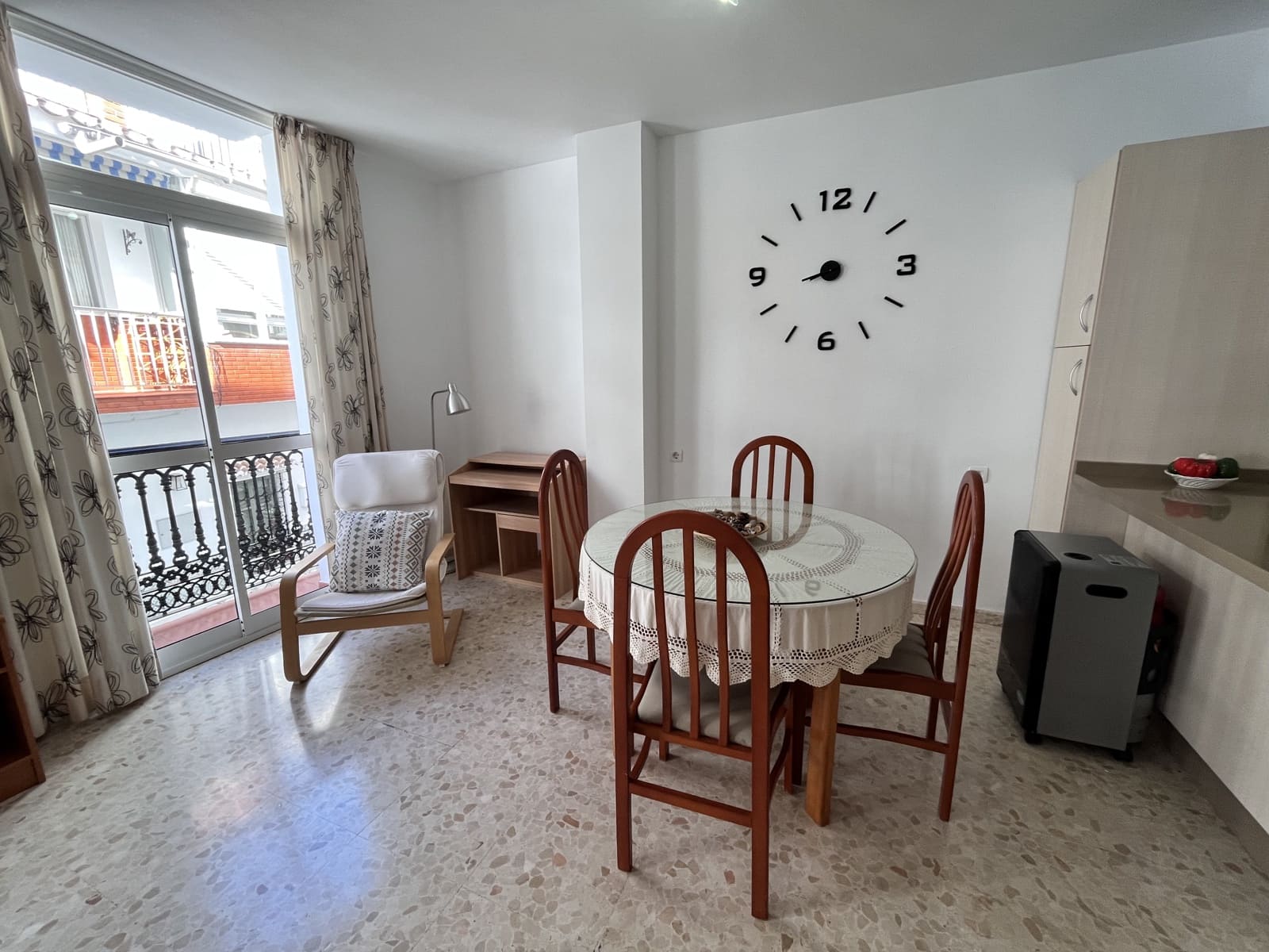 1 bedroom Apartment for rent in Competa - € 570 (Ref: 9482205)