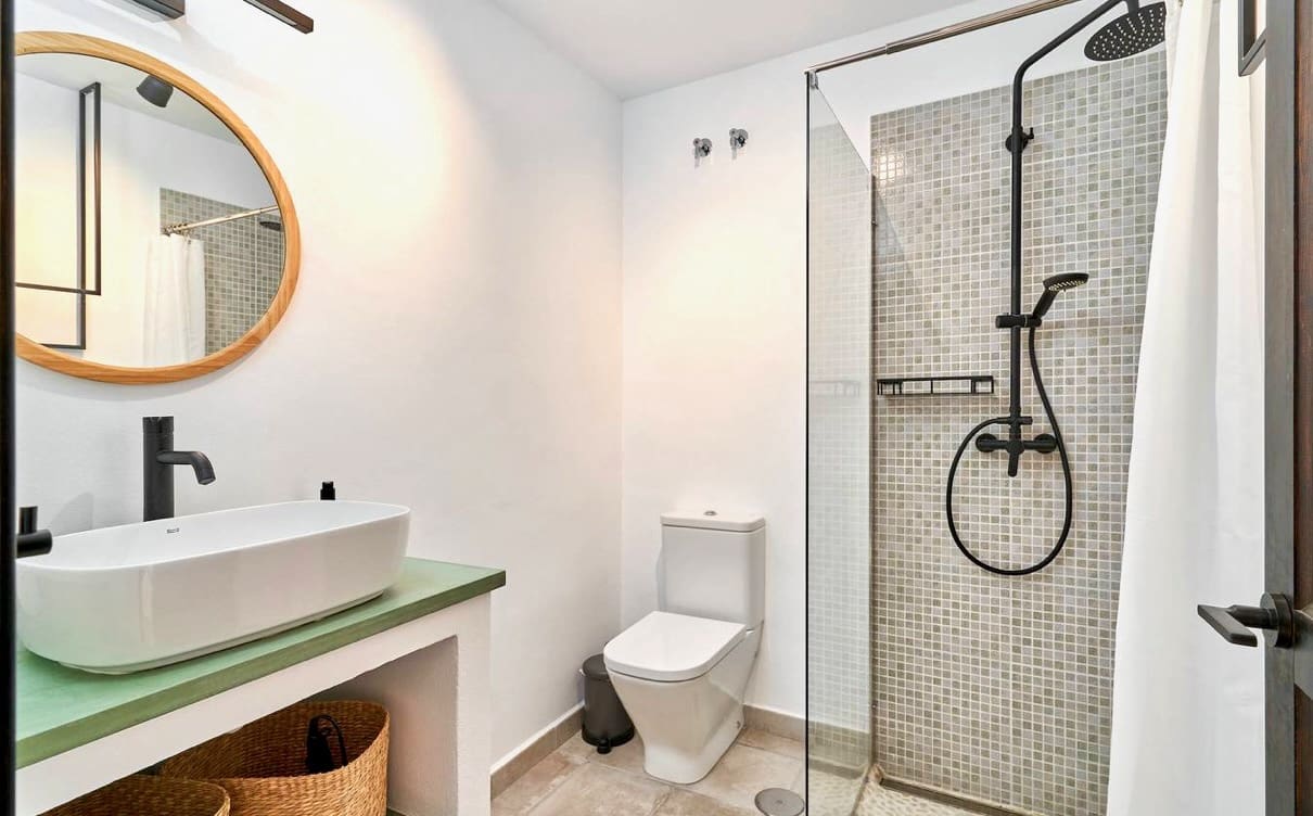 3 makuuhuone Huvila myytävänä paikassa Canillas de Albaida mukana uima-altaan - 499 000 € (Ref: 9592055)