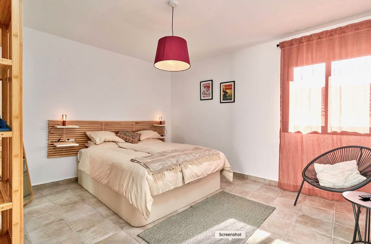 3 makuuhuone Huvila myytävänä paikassa Canillas de Albaida mukana uima-altaan - 499 000 € (Ref: 9592055)