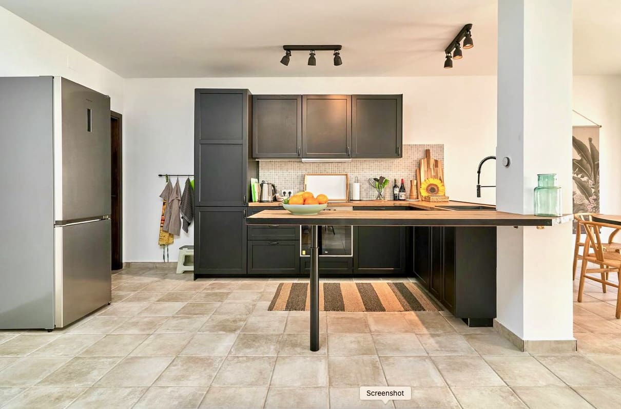 3 makuuhuone Huvila myytävänä paikassa Canillas de Albaida mukana uima-altaan - 499 000 € (Ref: 9592055)