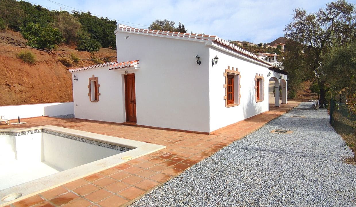 3 slaapkamer Villa te huur in Competa met zwembad - € 1.200 (Ref: 9652410)