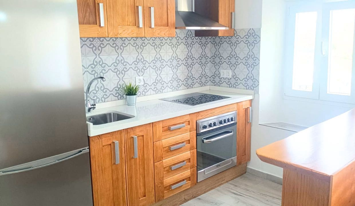 Maison de Ville de 3 chambres à louer à Competa - 1 020 € (Ref: 9715407)