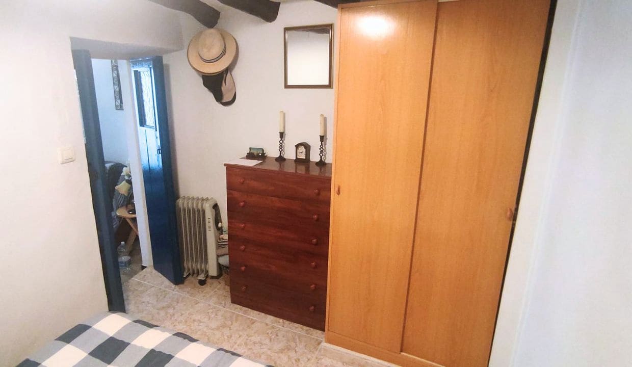 1 bedroom Townhouse for sale in Competa - € 59,000 (Ref: 9736020)