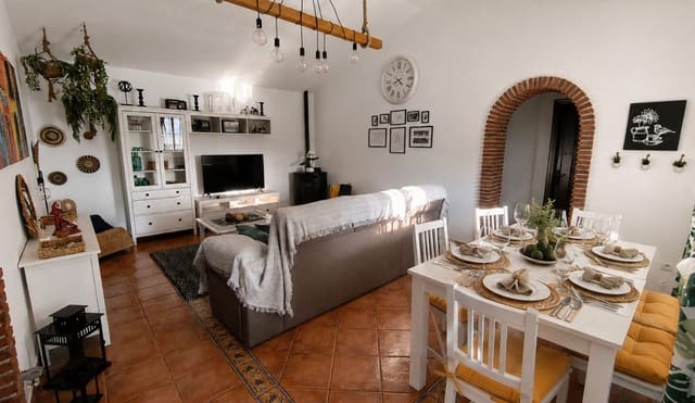 3 Zimmer Villa zu vermieten in Archez mit Pool Garage - 1.920 € (Ref: 9765345)