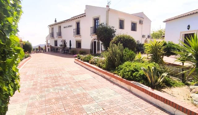 6 bedroom Guesthouse/B & B for sale in Canillas de Albaida with pool garage - € 1,195,000 (Ref: 9850297)
