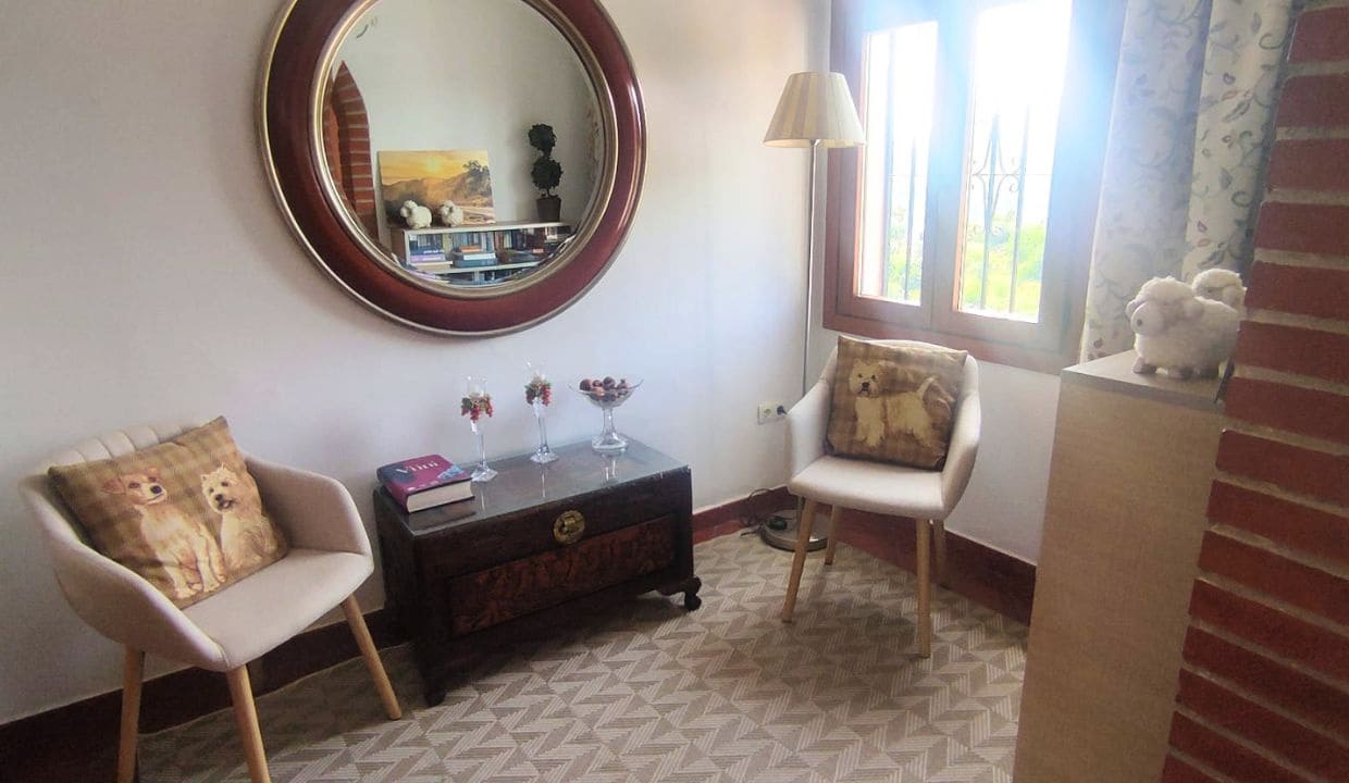 6 bedroom Guesthouse/B & B for sale in Canillas de Albaida with pool garage - € 1,195,000 (Ref: 9850297)