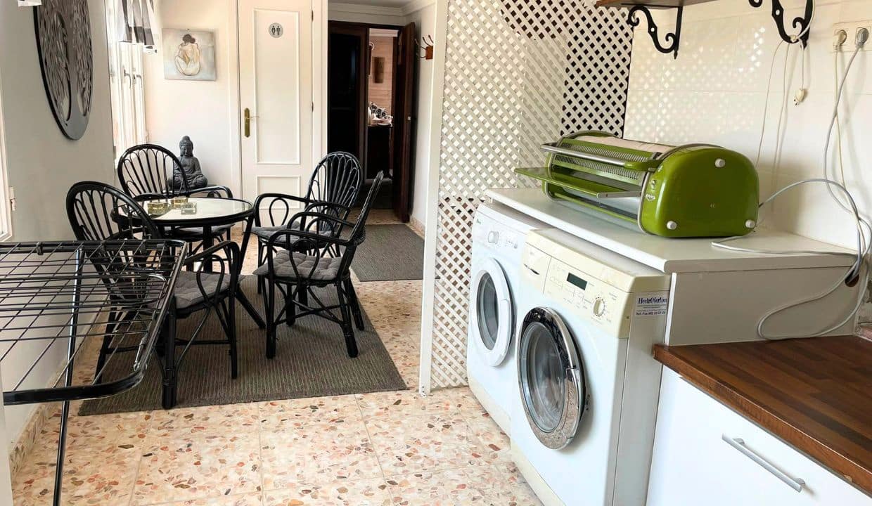6 bedroom Guesthouse/B & B for sale in Canillas de Albaida with pool garage - € 1,195,000 (Ref: 9850297)