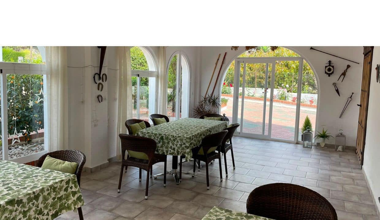 6 bedroom Guesthouse/B & B for sale in Canillas de Albaida with pool garage - € 1,195,000 (Ref: 9850297)