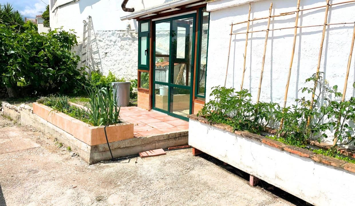6 bedroom Guesthouse/B & B for sale in Canillas de Albaida with pool garage - € 1,195,000 (Ref: 9850297)