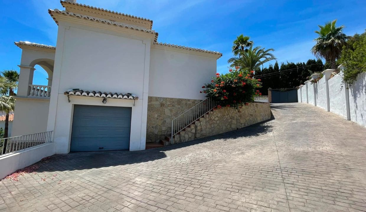 3 sypialnia Willa na sprzedaż w Frigiliana z basenem garażem - 975 000 € (Ref: 9879799)