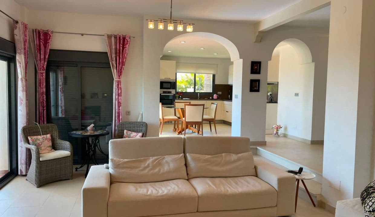 3 sypialnia Willa na sprzedaż w Frigiliana z basenem garażem - 975 000 € (Ref: 9879799)