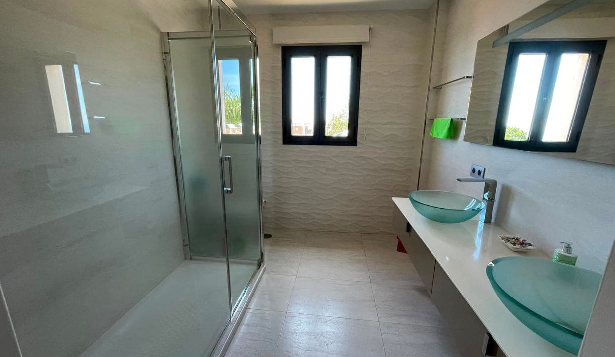 3 sypialnia Willa na sprzedaż w Frigiliana z basenem garażem - 975 000 € (Ref: 9879799)