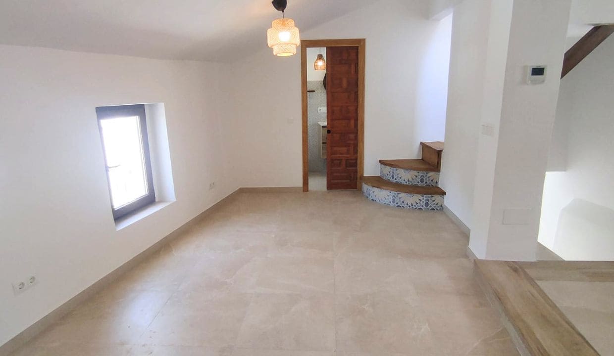 2 bedroom Townhouse for sale in Salares - € 159,000 (Ref: 9892671)