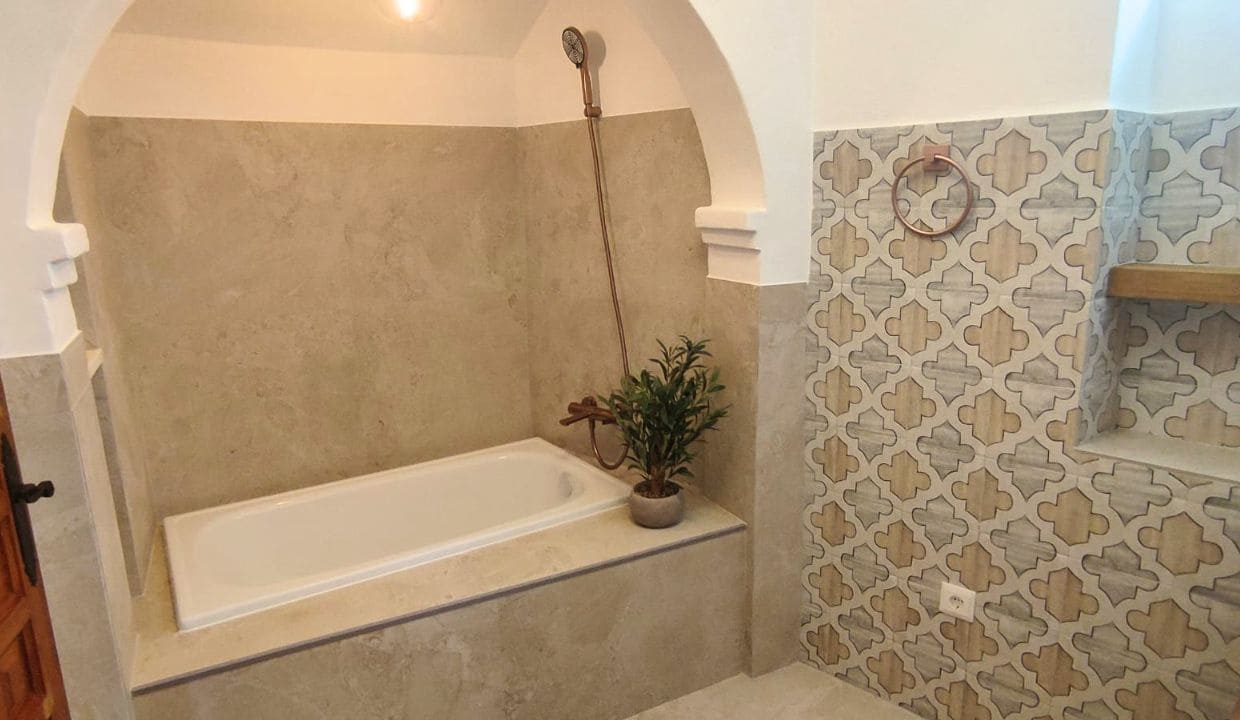 2 bedroom Townhouse for sale in Salares - € 159,000 (Ref: 9892671)