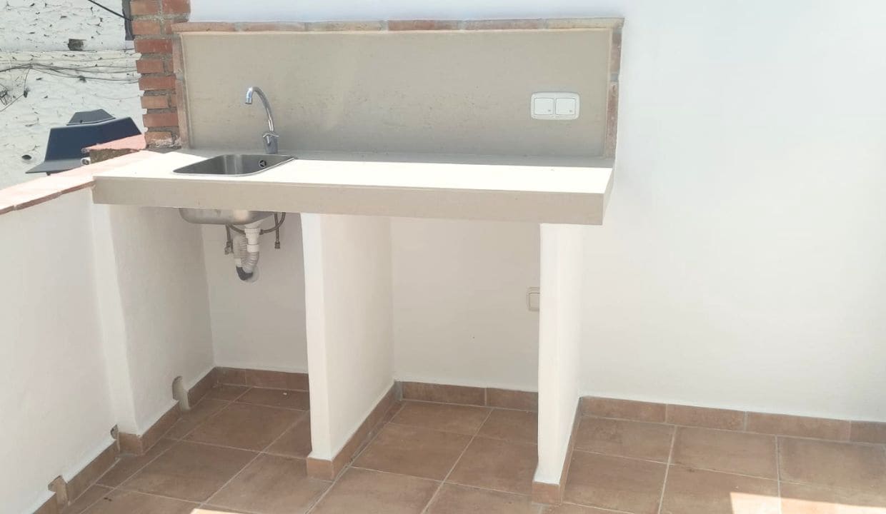 2 bedroom Townhouse for sale in Salares - € 159,000 (Ref: 9892671)