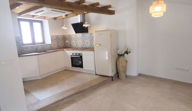 2 bedroom Townhouse for sale in Salares - € 159,000 (Ref: 9892671)