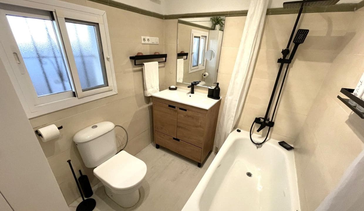 3 slaapkamer Villa te koop in Competa met zwembad garage - € 485.000 (Ref: 9894840)