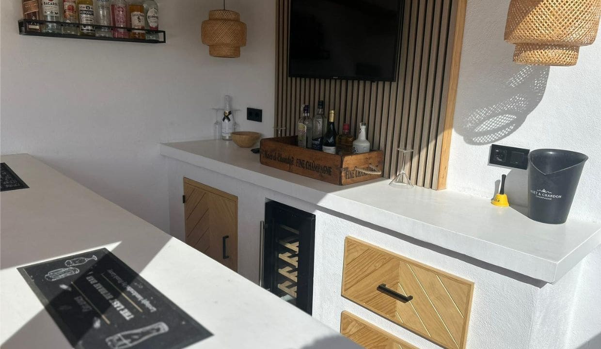3 slaapkamer Villa te koop in Competa met zwembad garage - € 485.000 (Ref: 9894840)