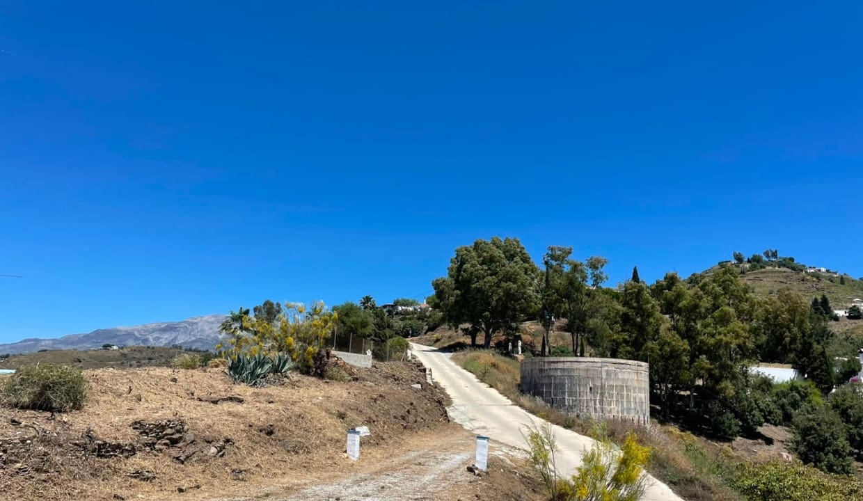 2 bedroom Villa for rent in Competa with garage - € 900 (Ref: 9921130)