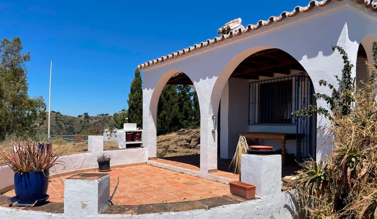 2 bedroom Villa for rent in Competa with garage - € 900 (Ref: 9921130)
