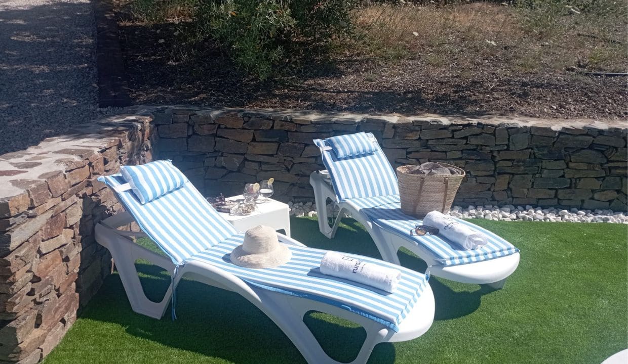 1 bedroom Villa for rent in Archez with pool - € 1,150 (Ref: 9922670)