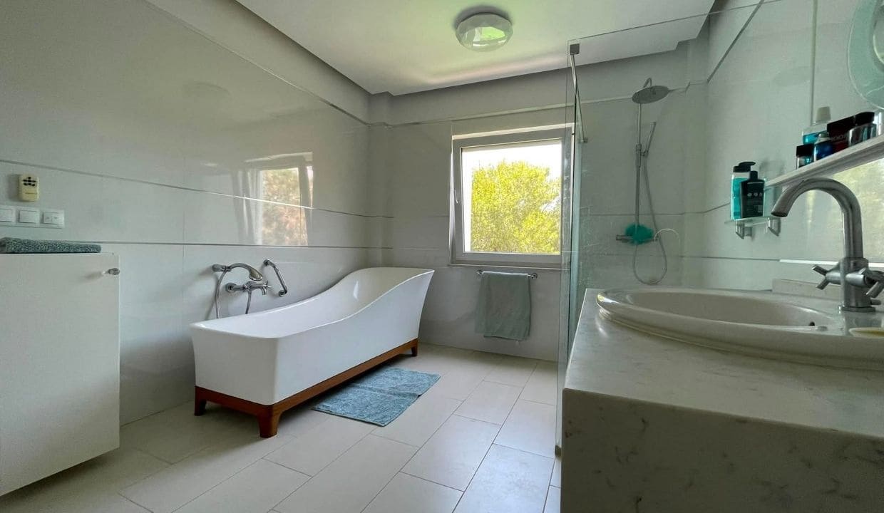 Chalet de 5 habitaciones en Frigiliana en venta con piscina garaje - 1.485.000 € (Ref: 9936706)
