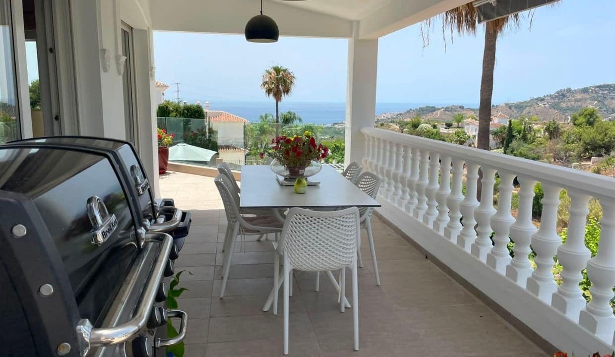 Chalet de 5 habitaciones en Frigiliana en venta con piscina garaje - 1.485.000 € (Ref: 9936706)