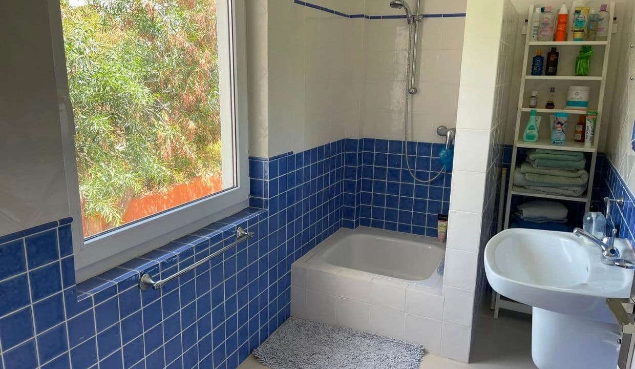 Chalet de 5 habitaciones en Frigiliana en venta con piscina garaje - 1.485.000 € (Ref: 9936706)