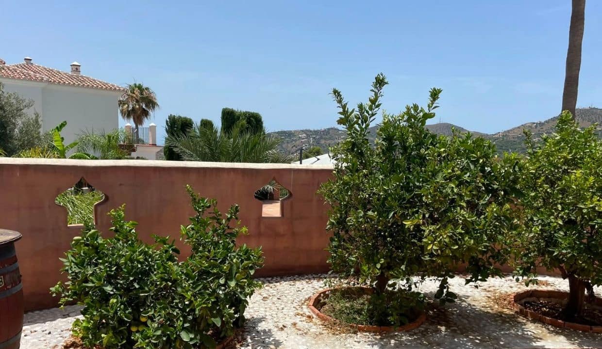 Chalet de 5 habitaciones en Frigiliana en venta con piscina garaje - 1.485.000 € (Ref: 9936706)
