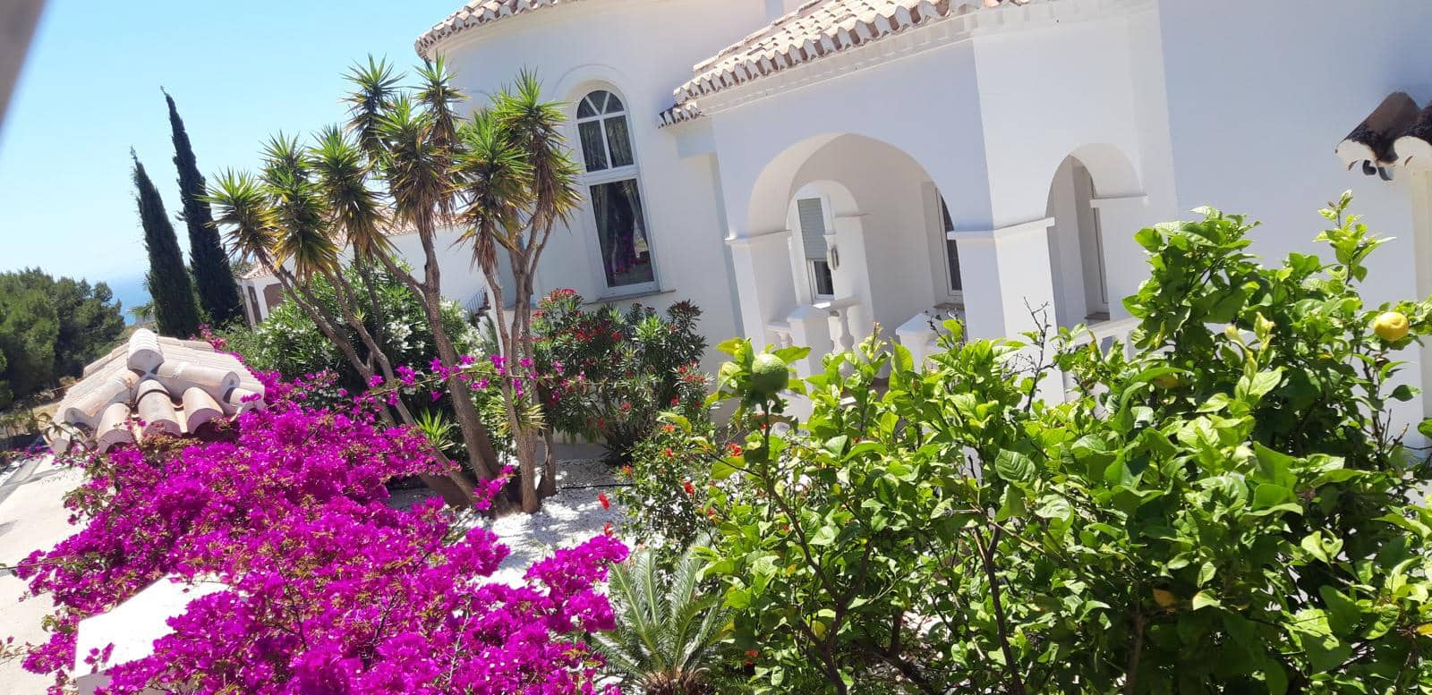 Chalet de 5 habitaciones en Frigiliana en venta con piscina garaje - 1.485.000 € (Ref: 9936706)