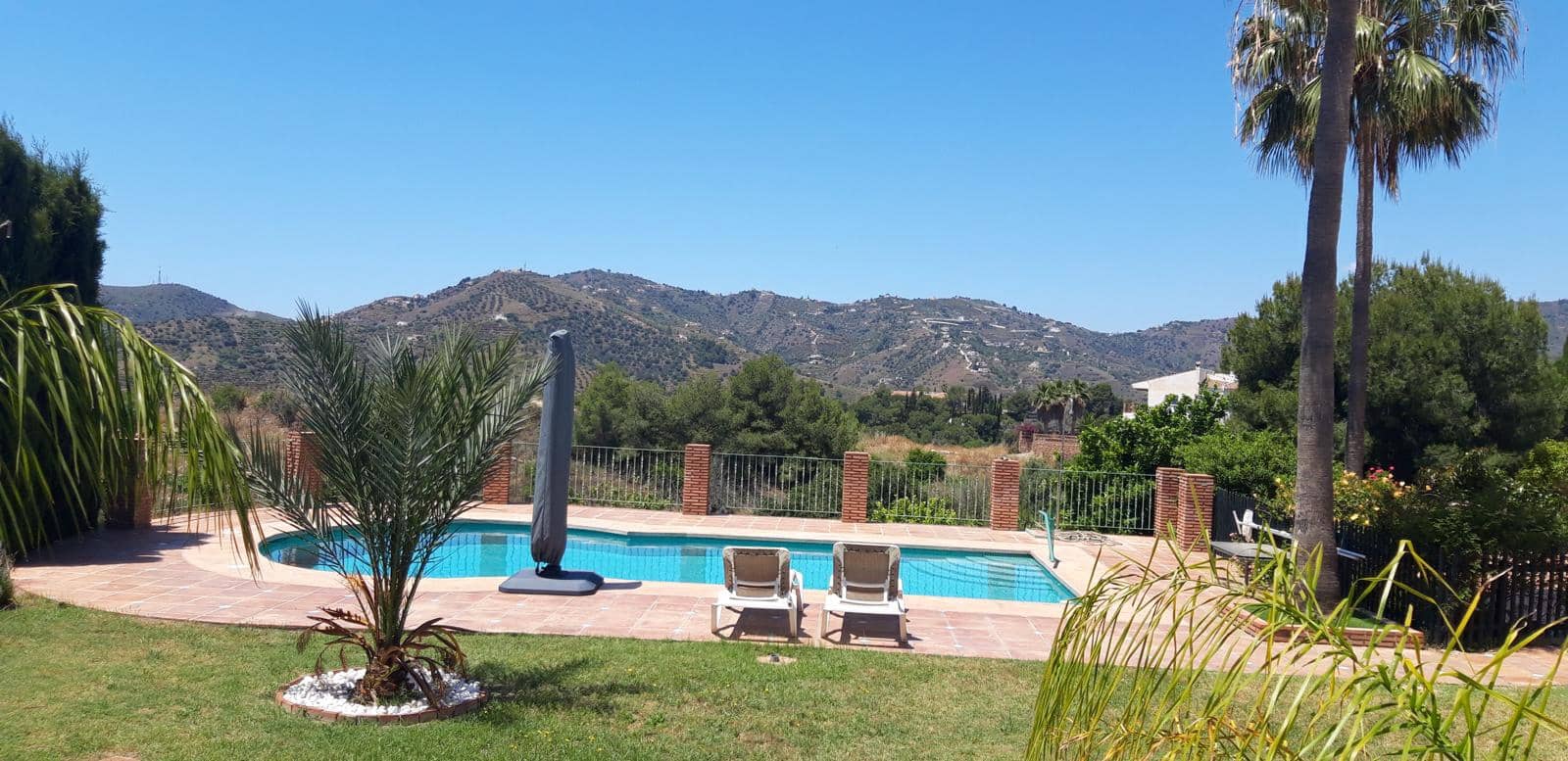 Chalet de 5 habitaciones en Frigiliana en venta con piscina garaje - 1.485.000 € (Ref: 9936706)
