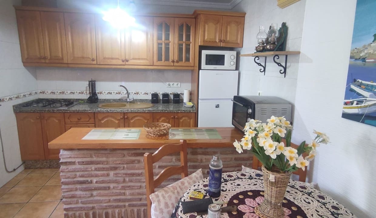 2 quarto Casa em Banda para arrendar em Competa - 700 € (Ref: 9948334)