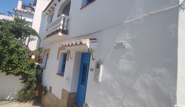 2 quarto Casa em Banda para arrendar em Cómpeta - 700 € (Ref: 9948334)