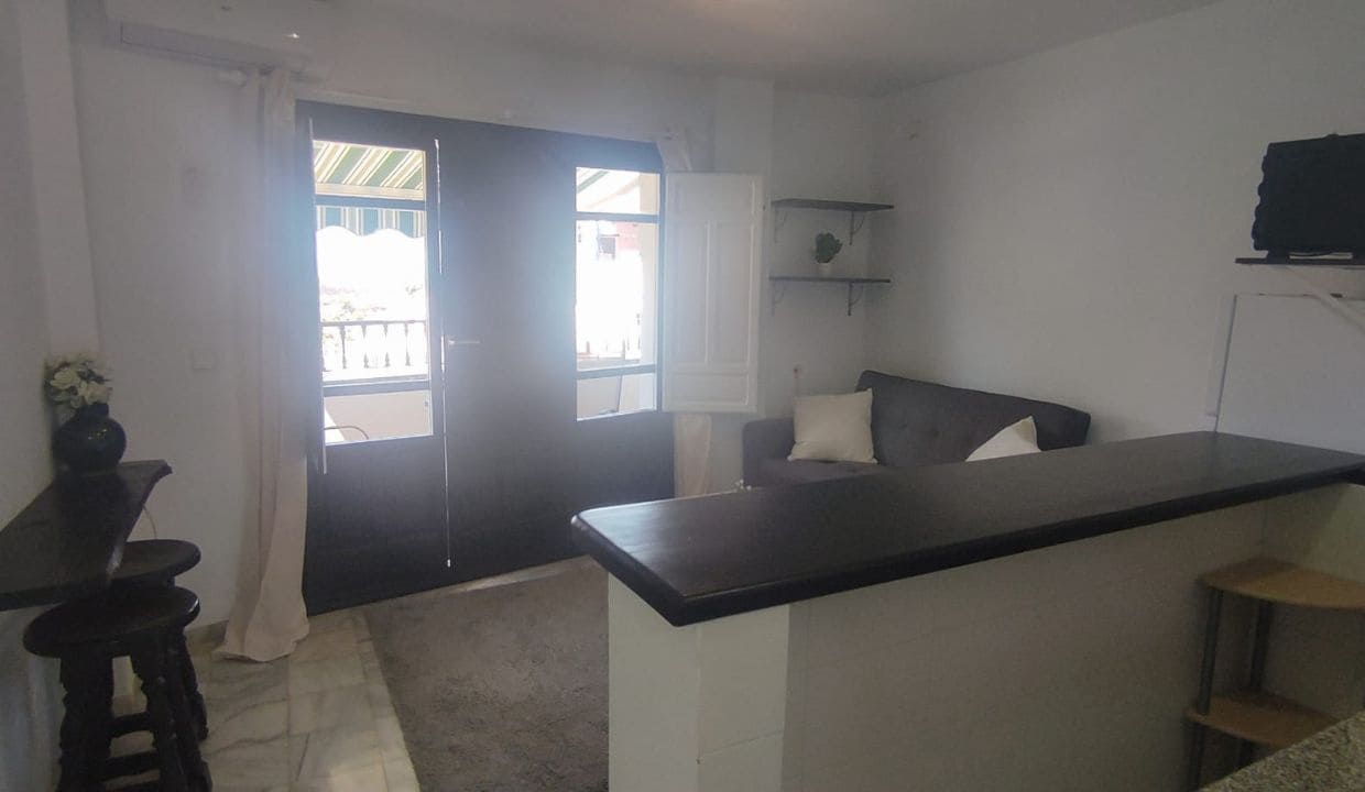 1 soverom Leilighet til leie i Competa - € 770 (Ref: 9948504)