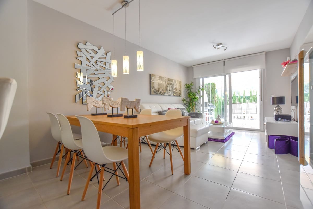 2 bedroom Apartment for sale in Gran Alacant - € 255,000 (Ref: 2499070)