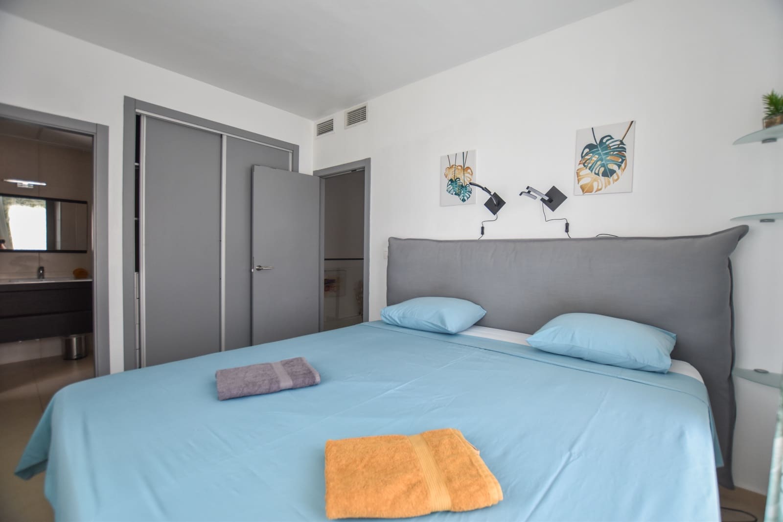 3 soveværelse Semi-Rækkehus til salg i Gran Alacant med swimmingpool garage - € 424.000 (Ref: 9227359)