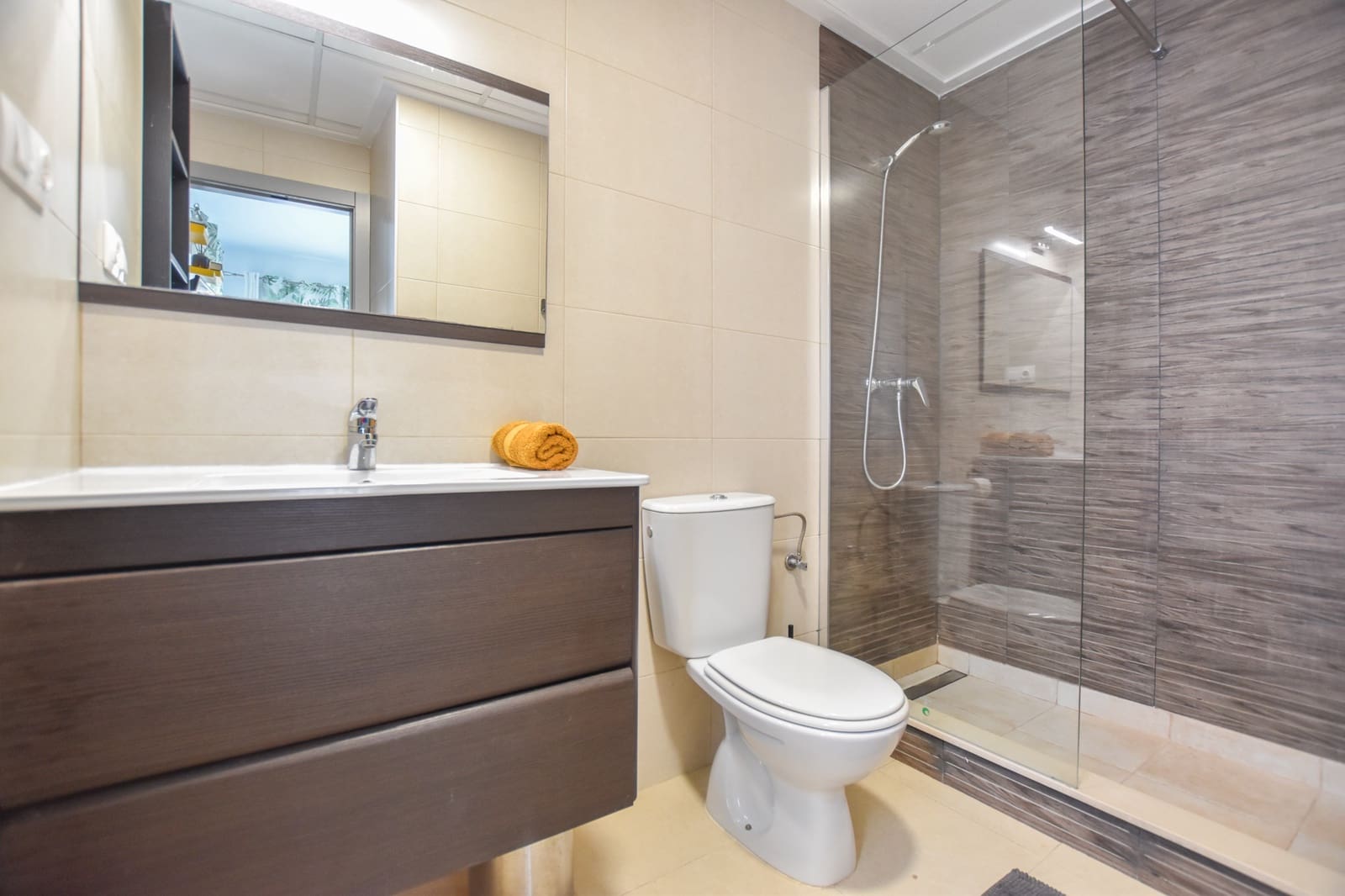 3 soveværelse Semi-Rækkehus til salg i Gran Alacant med swimmingpool garage - € 424.000 (Ref: 9227359)