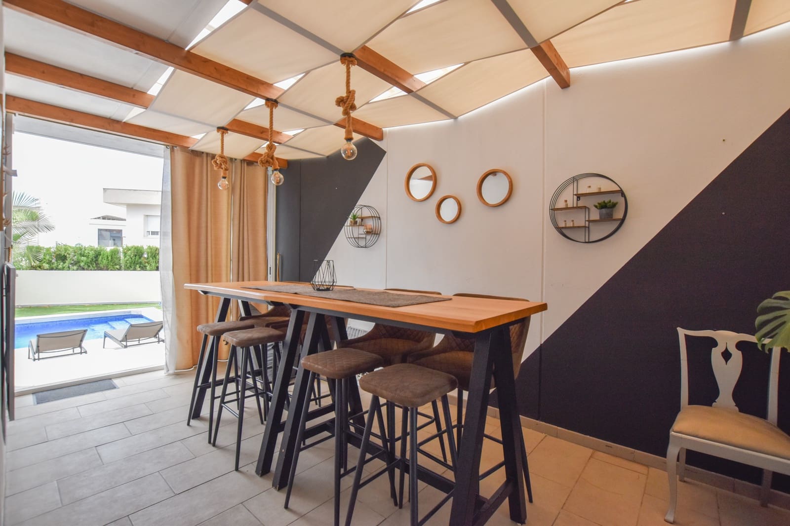 3 soveværelse Semi-Rækkehus til salg i Gran Alacant med swimmingpool garage - € 424.000 (Ref: 9227359)