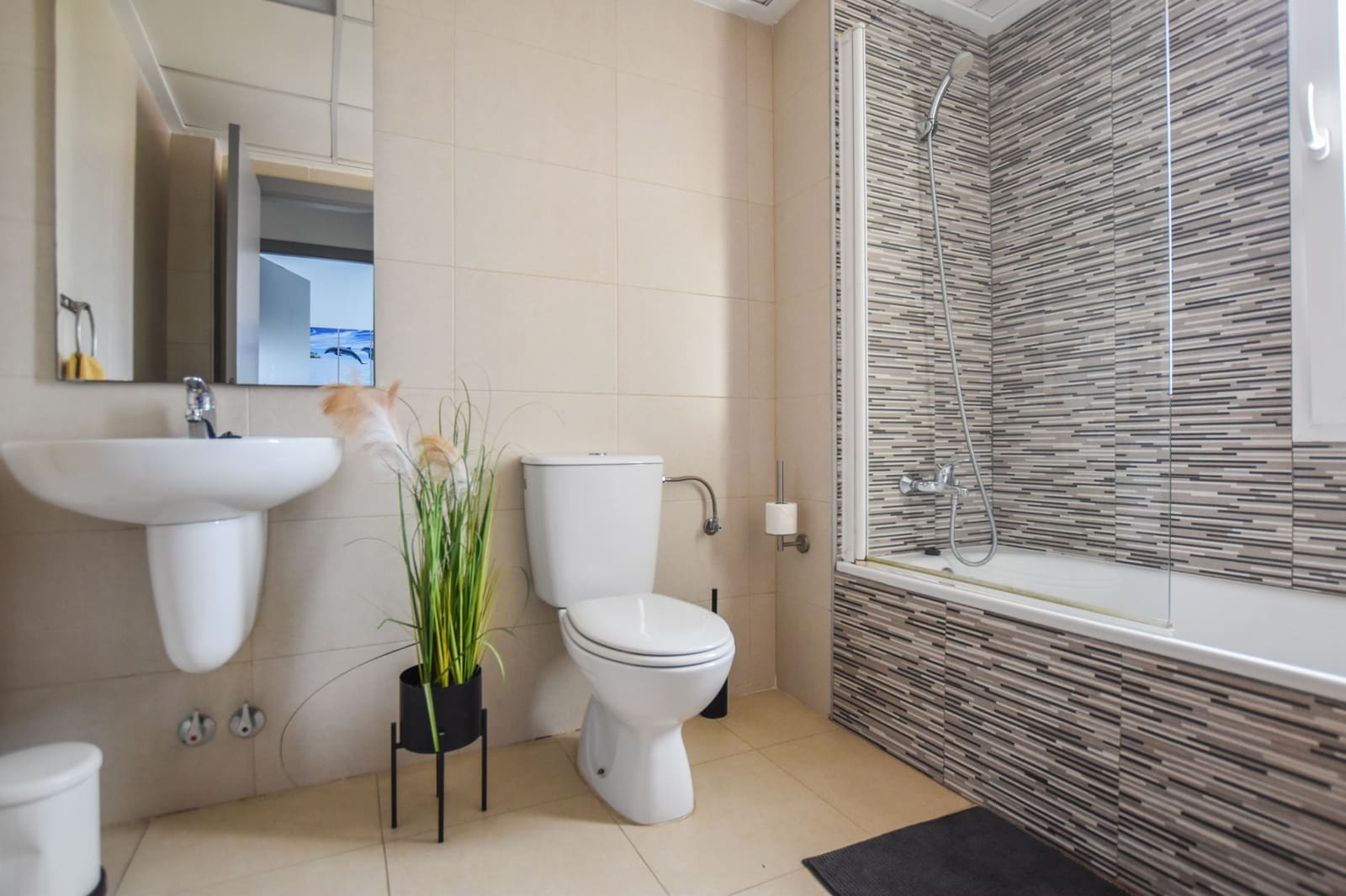 3 soveværelse Semi-Rækkehus til salg i Gran Alacant med swimmingpool garage - € 424.000 (Ref: 9227359)