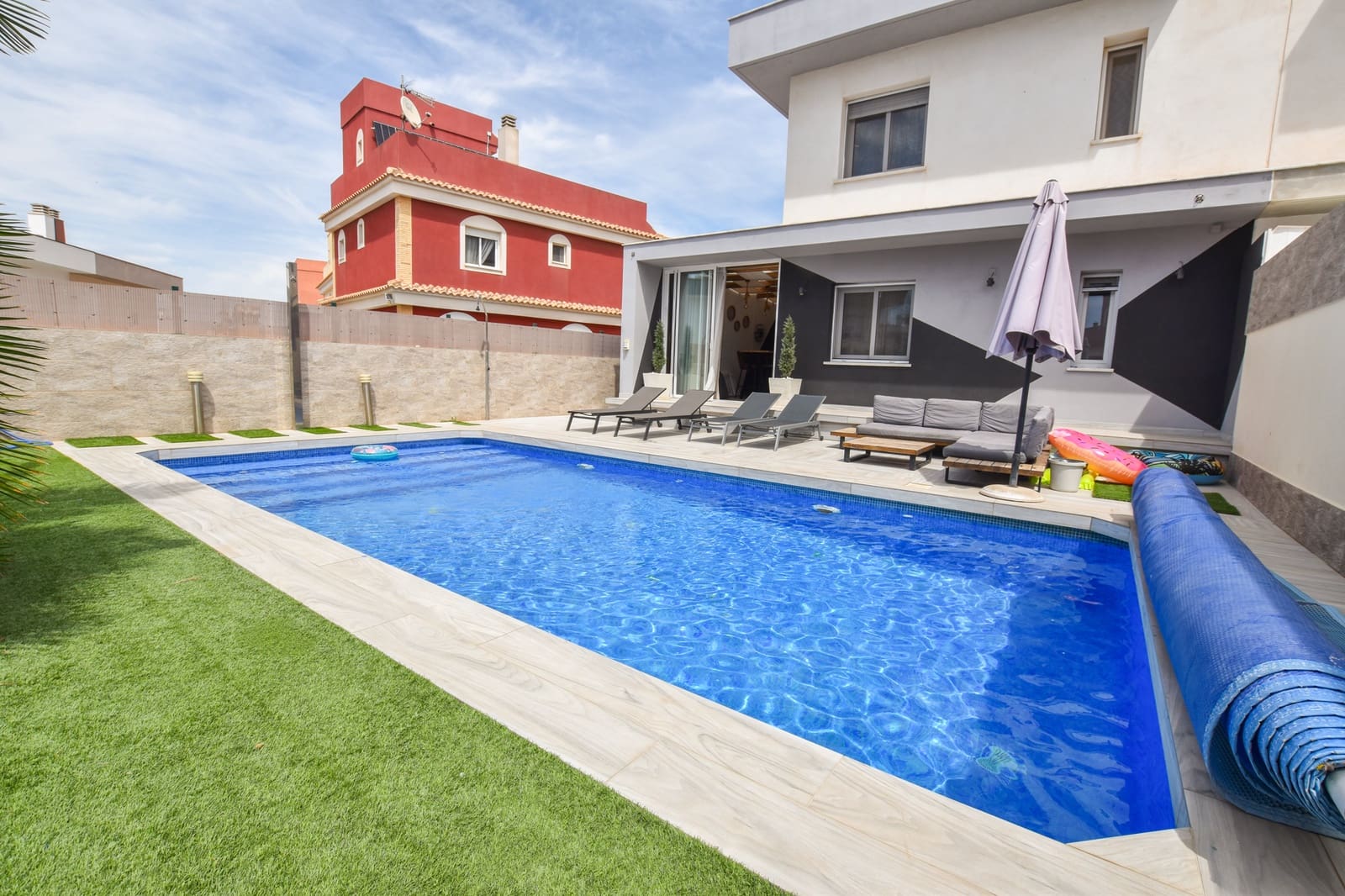 3 soveværelse Semi-Rækkehus til salg i Gran Alacant med swimmingpool garage - € 424.000 (Ref: 9227359)