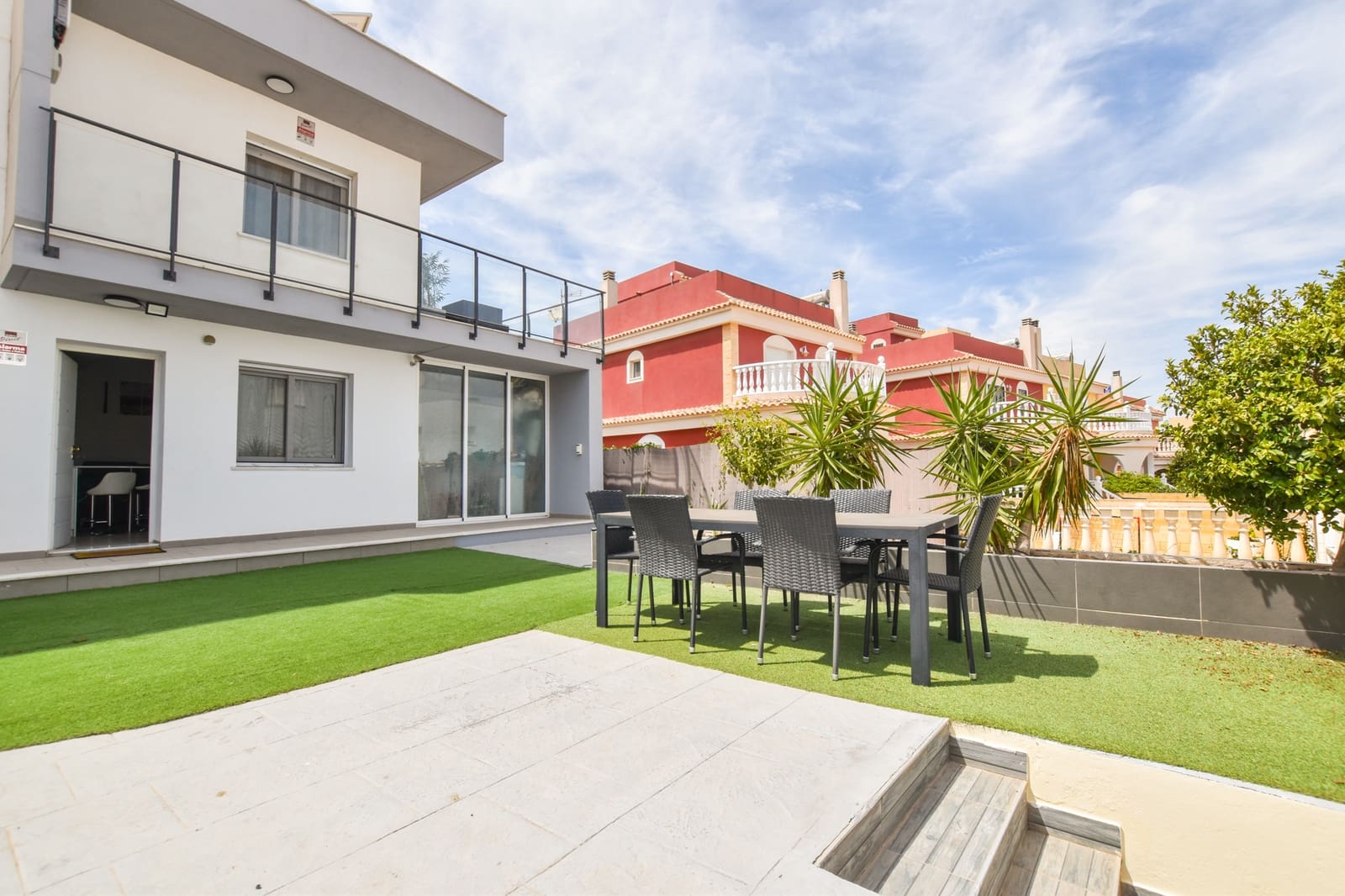 3 soveværelse Semi-Rækkehus til salg i Gran Alacant med swimmingpool garage - € 424.000 (Ref: 9227359)