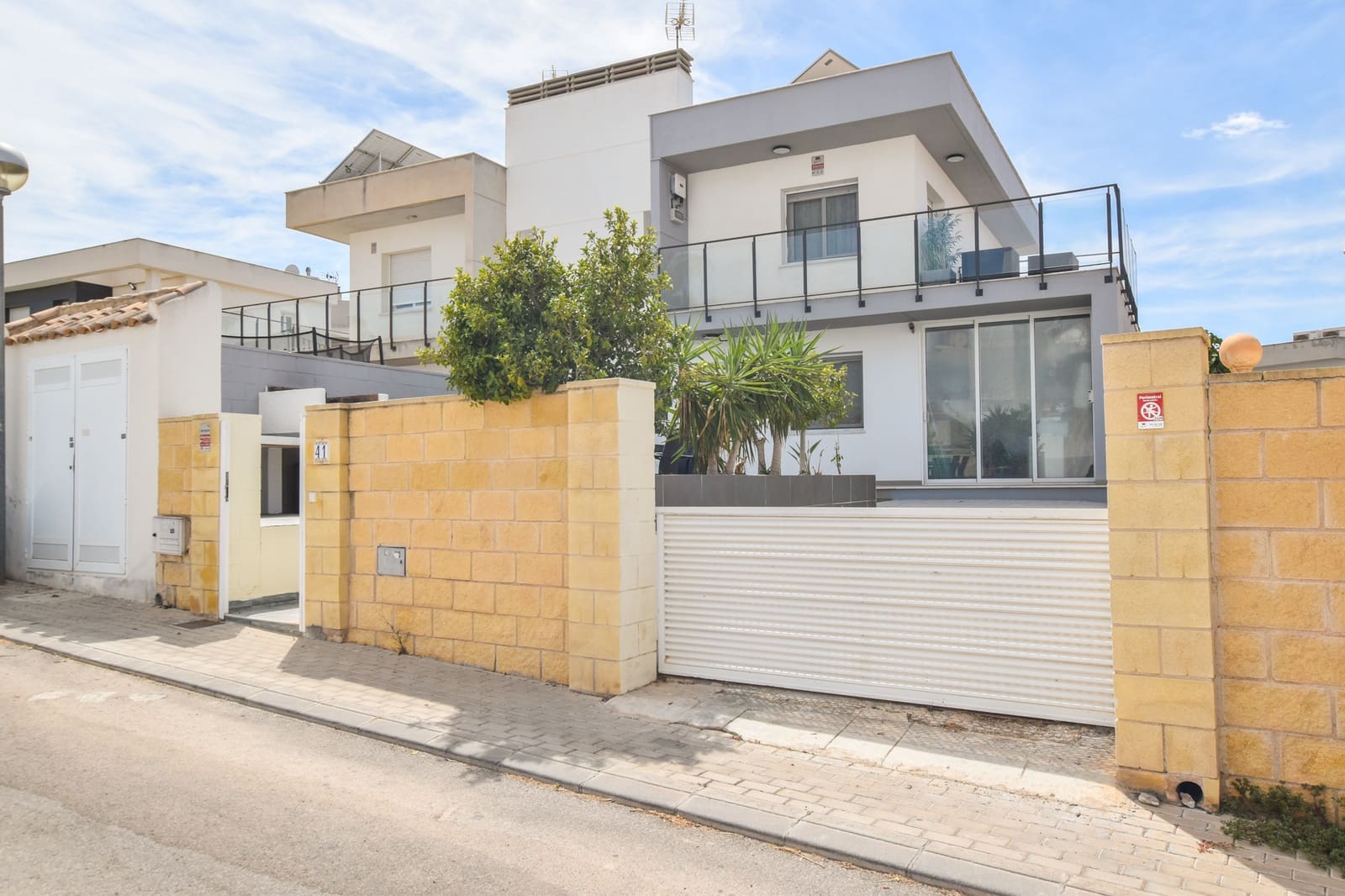 3 soveværelse Semi-Rækkehus til salg i Gran Alacant med swimmingpool garage - € 424.000 (Ref: 9227359)