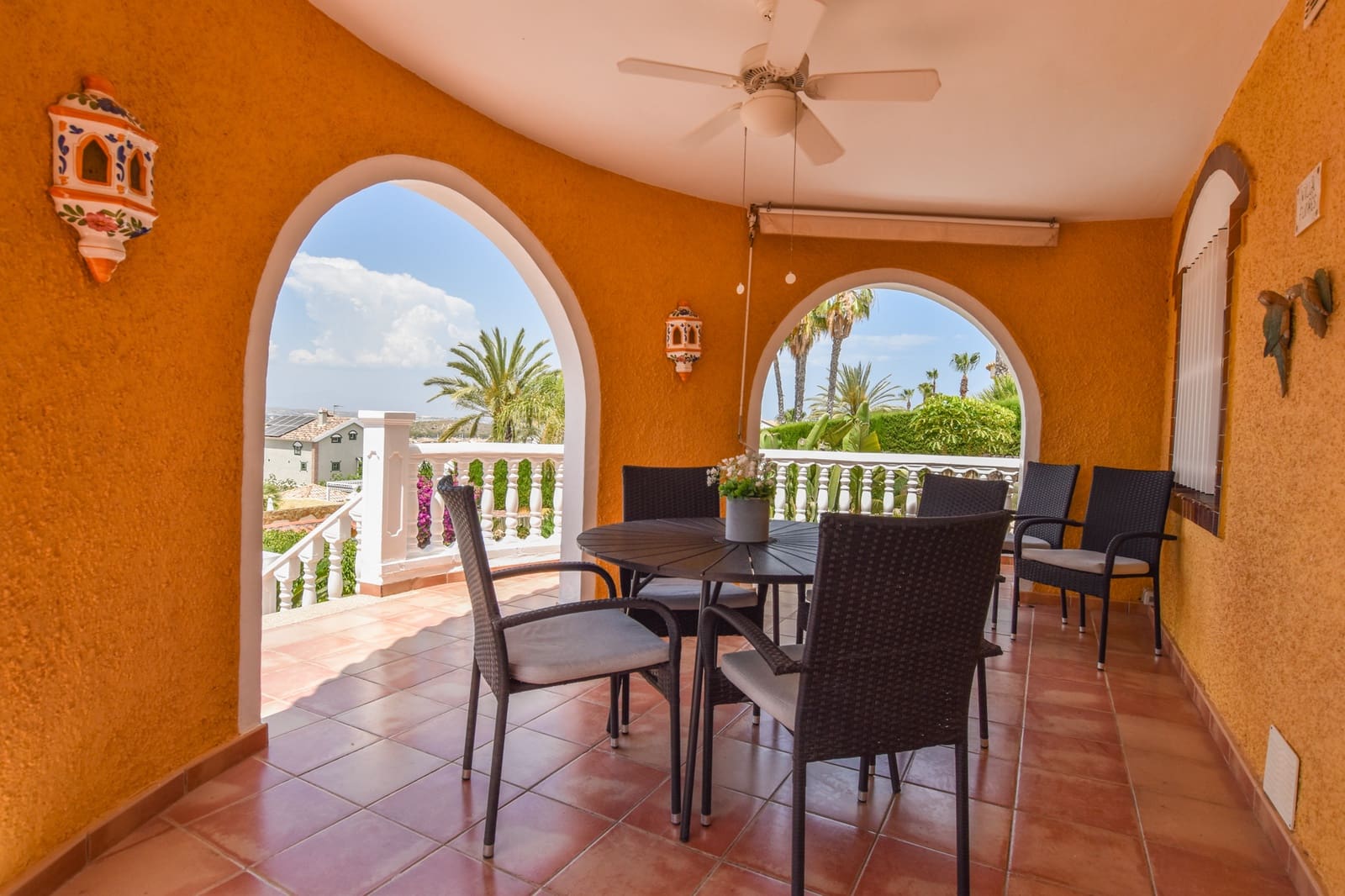 3 camera da letto Villa in vendita in Gran Alacant con piscina garage - 580.000 € (Rif: 9227670)