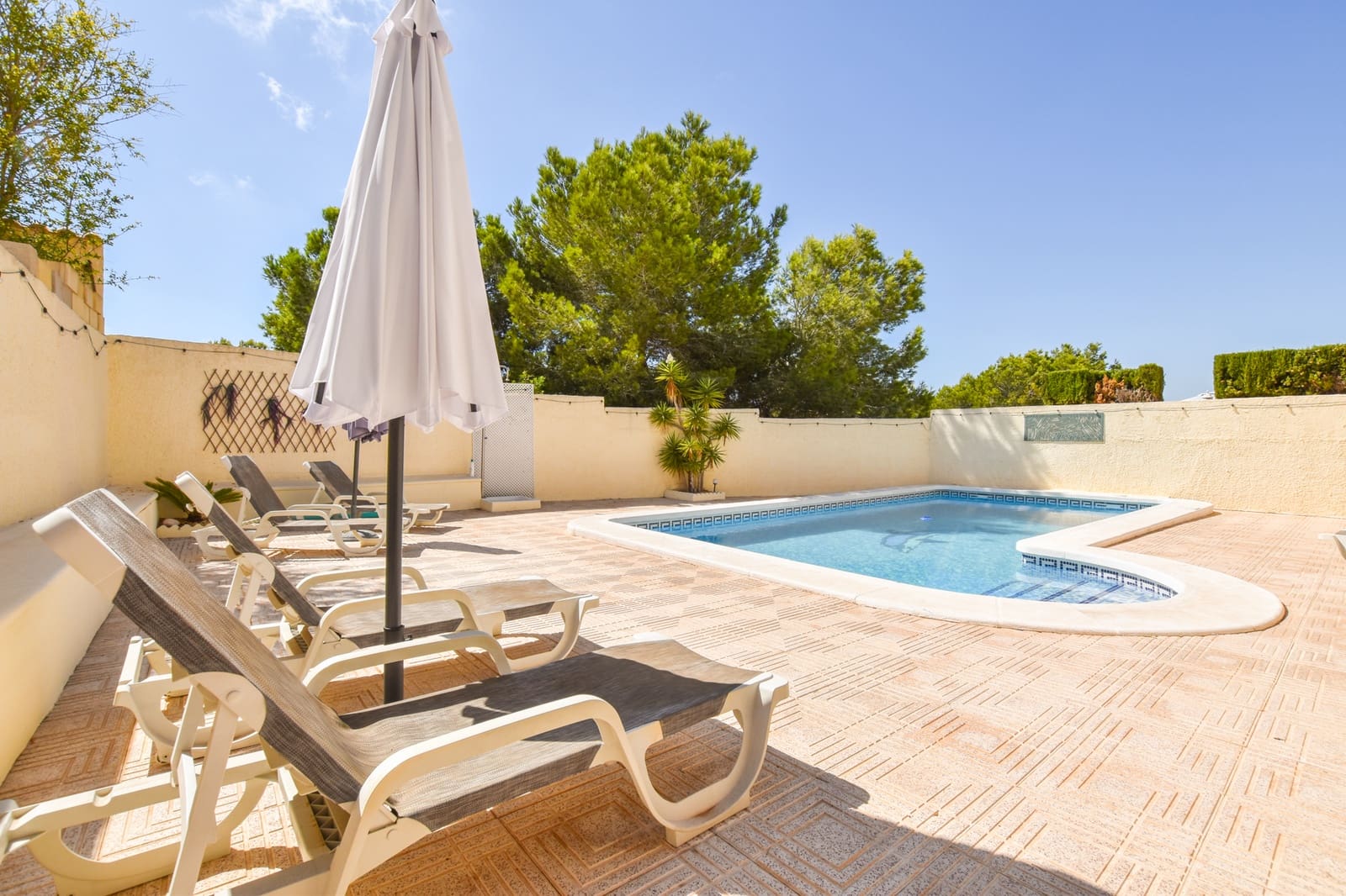 3 sovrum Villa till salu i Gran Alacant med pool garage - 425 000 € (Ref: 9248899)