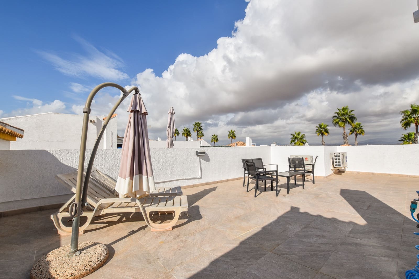 2 bedroom Apartment for sale in Gran Alacant with pool - € 177,500 (Ref: 9273040)