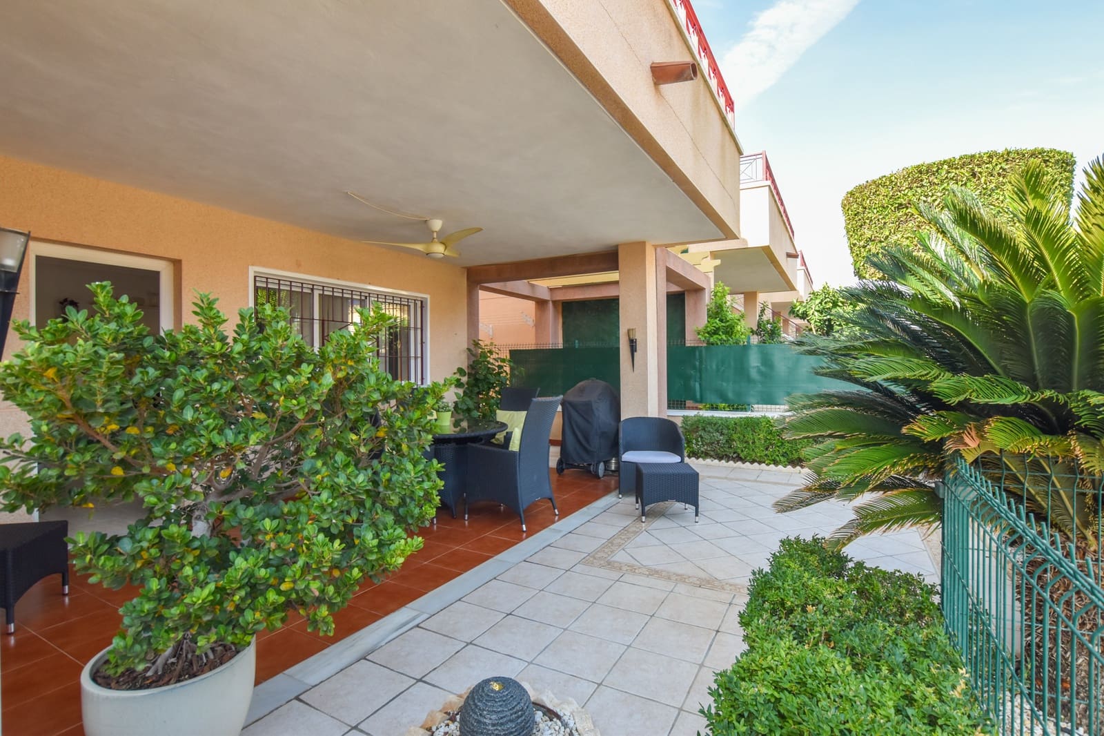 2 bedroom Apartment for sale in Gran Alacant with pool garage - € 235,000 (Ref: 9325188)