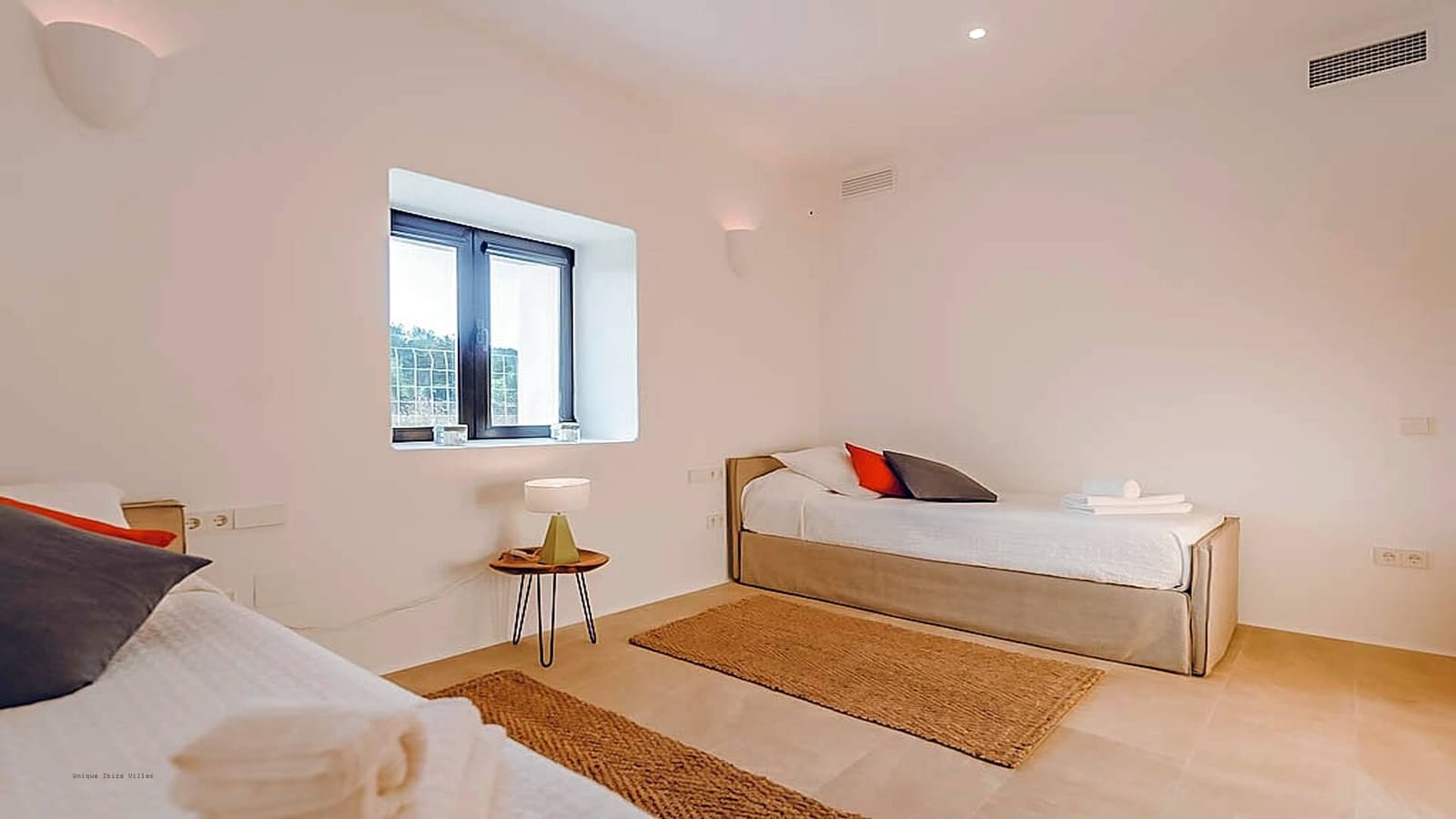 4 sypialnia Willa na sprzedaż w La Romana z basenem garażem - 595 000 € (Ref: 9823586)