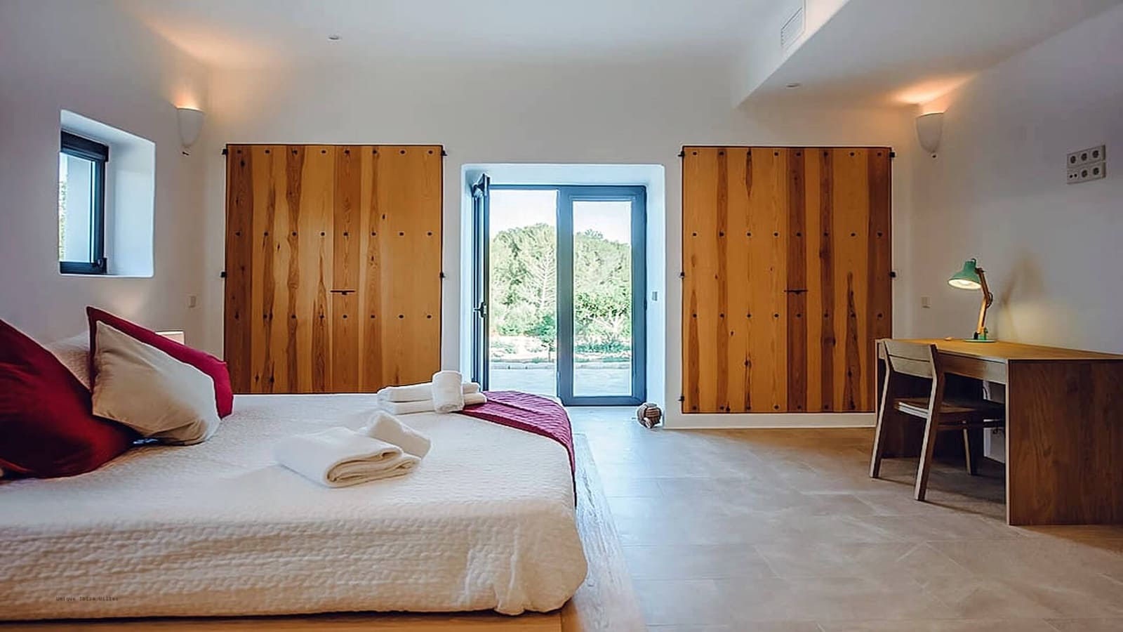 4 sypialnia Willa na sprzedaż w La Romana z basenem garażem - 595 000 € (Ref: 9823586)