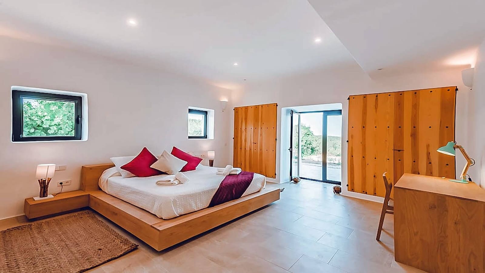 4 sypialnia Willa na sprzedaż w La Romana z basenem garażem - 595 000 € (Ref: 9823586)