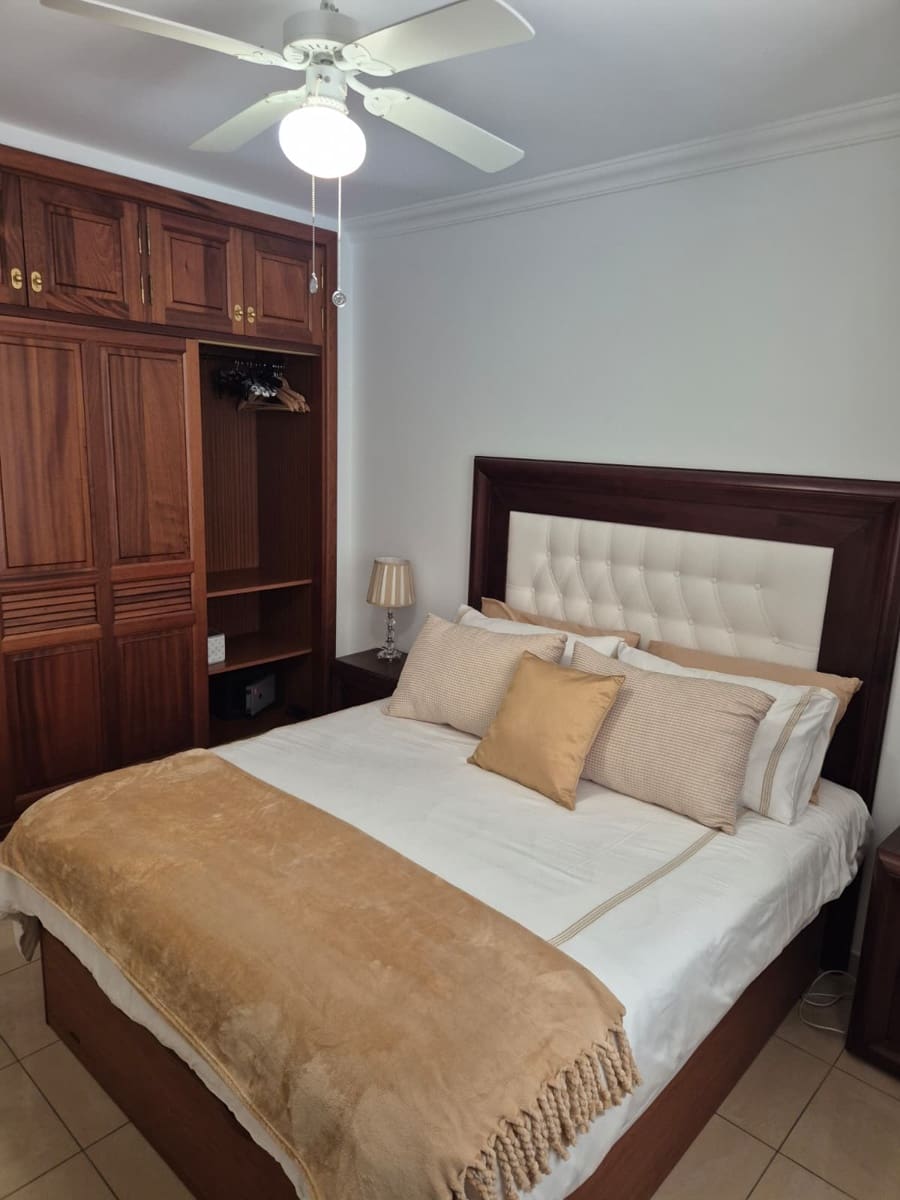 4 bedroom Villa for sale in Playa Blanca with pool garage - € 885,000 (Ref: 10012177)